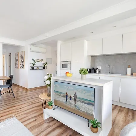 Apartment Fantastic Beachfront 3 Bedroom Playa Bella Rdr285 *
